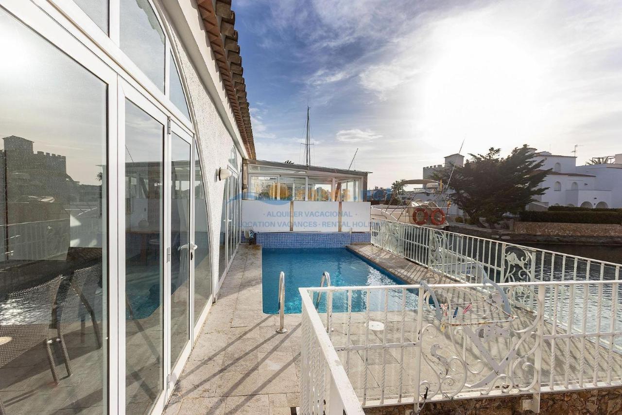Rnet - Villa Piscina Port Primer Empuriabrava Exterior photo
